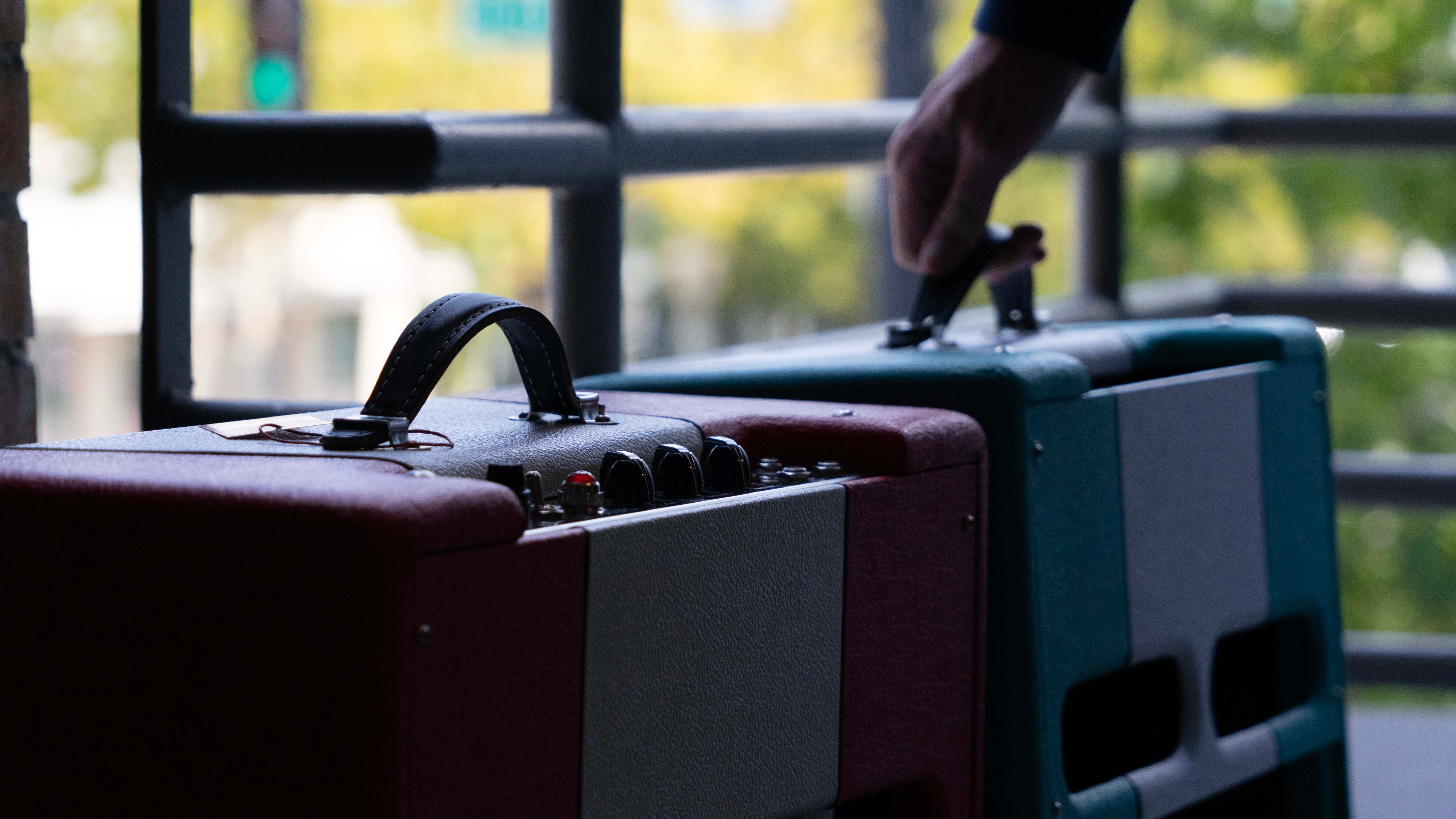Guitar Amp Handles Ruby Tubes