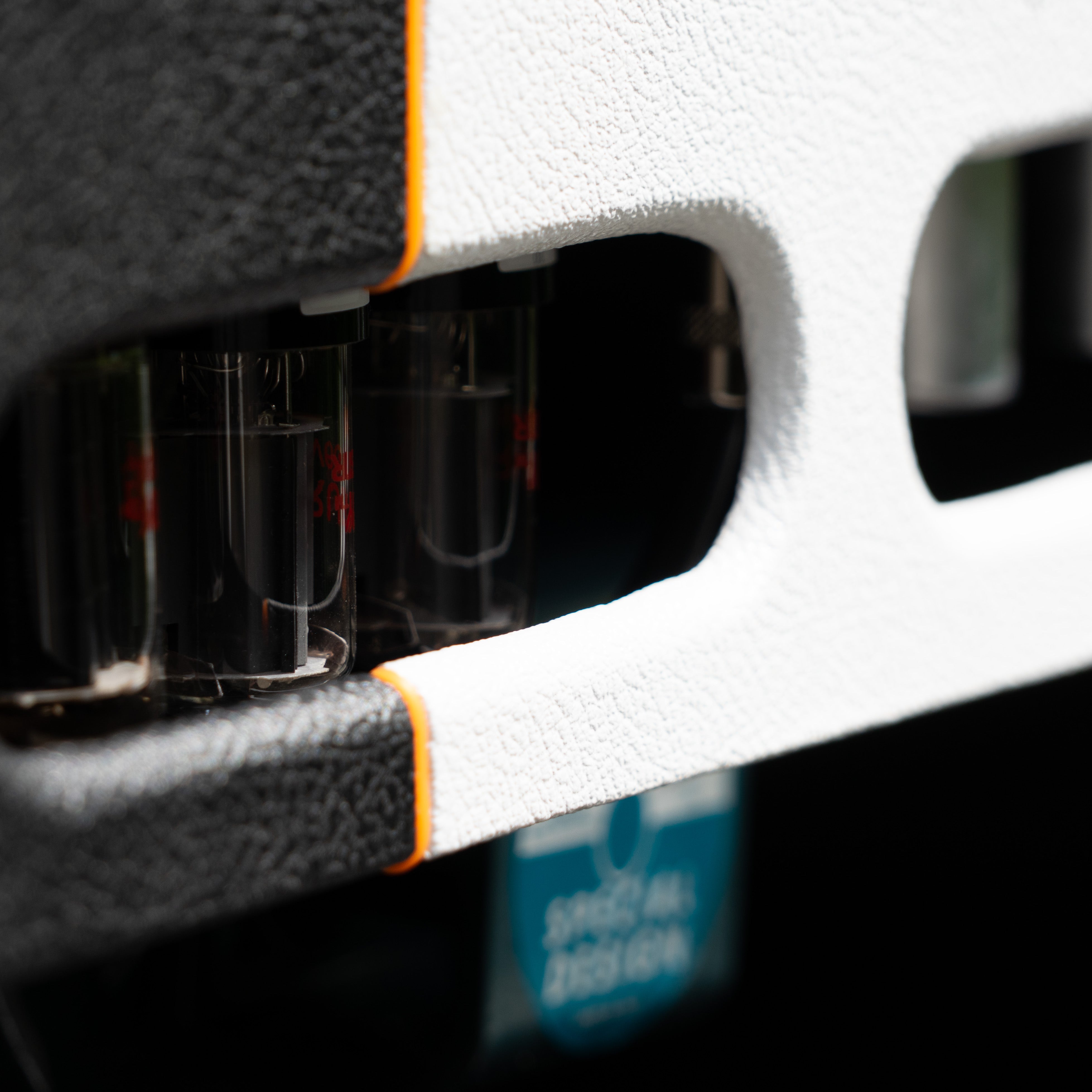 Black & White Narrow Panel 5E3 Deluxe Amplifier - Cabinet | RUBY Tubes