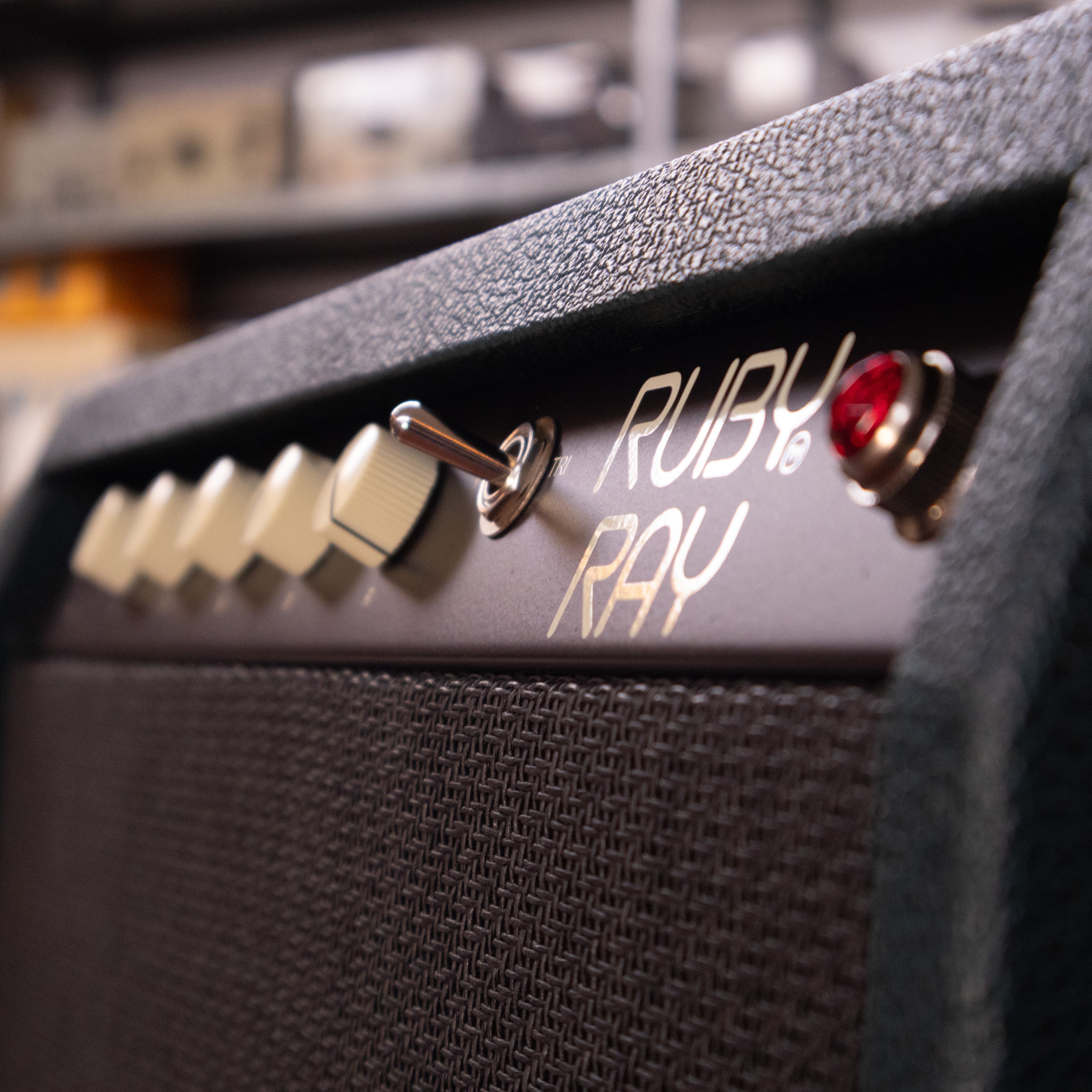 Ruby Ray Amplifier