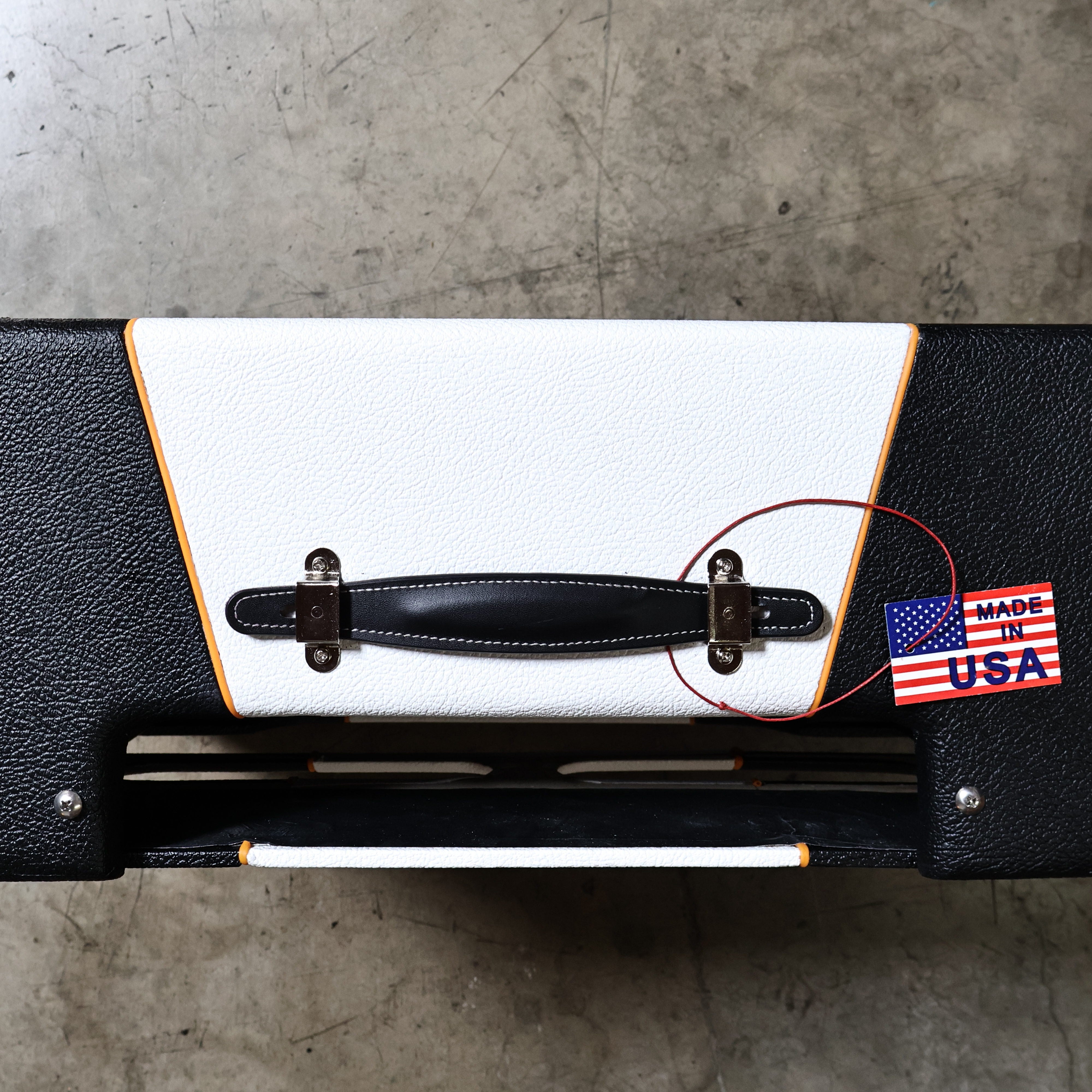 Black & White Narrow Panel 5E3 Deluxe Amplifier Cabinet