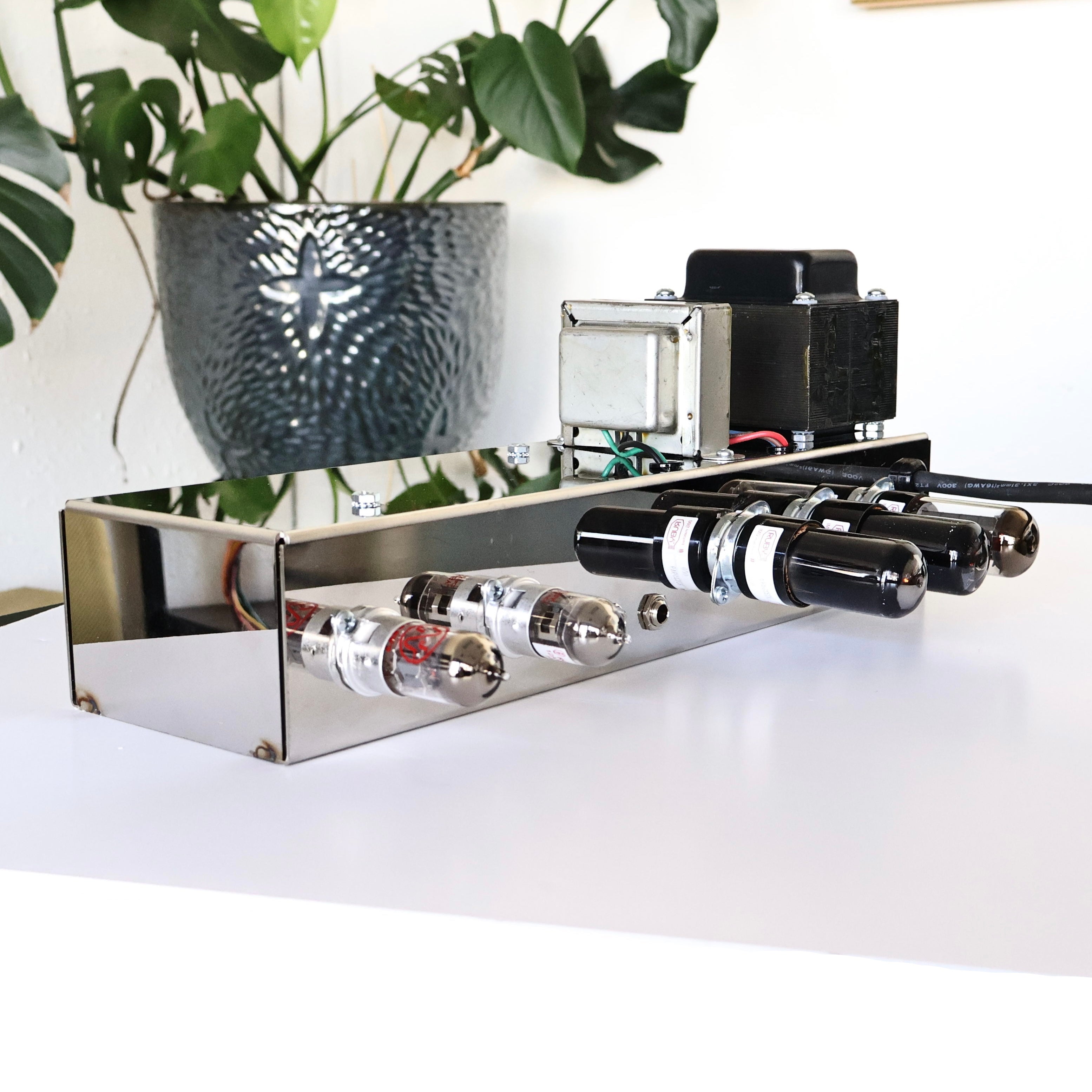 Ruby 5E3 Style Guitar Chassis - Black Print