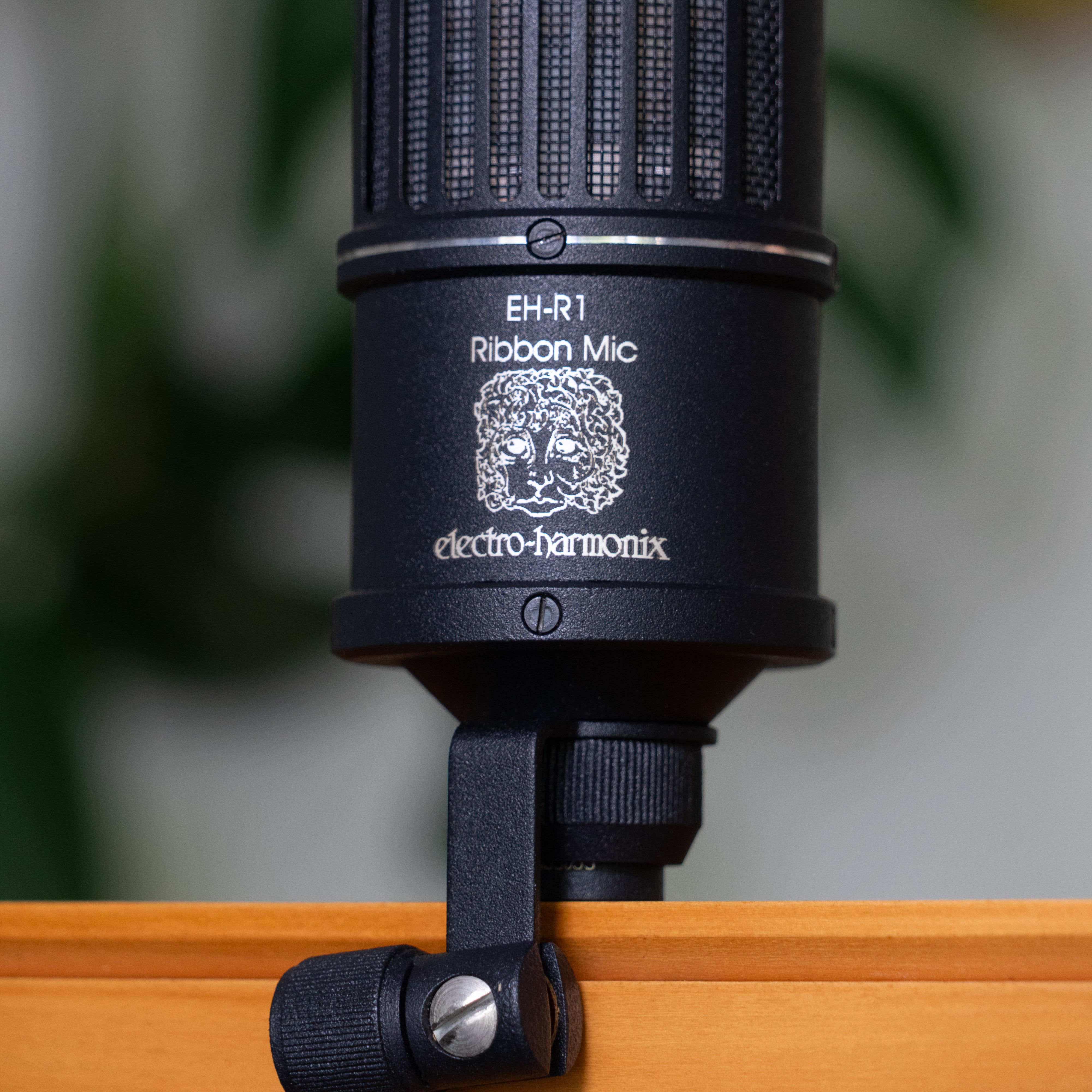 Electro Harmonix - EH-R1 Ribbon Microphone