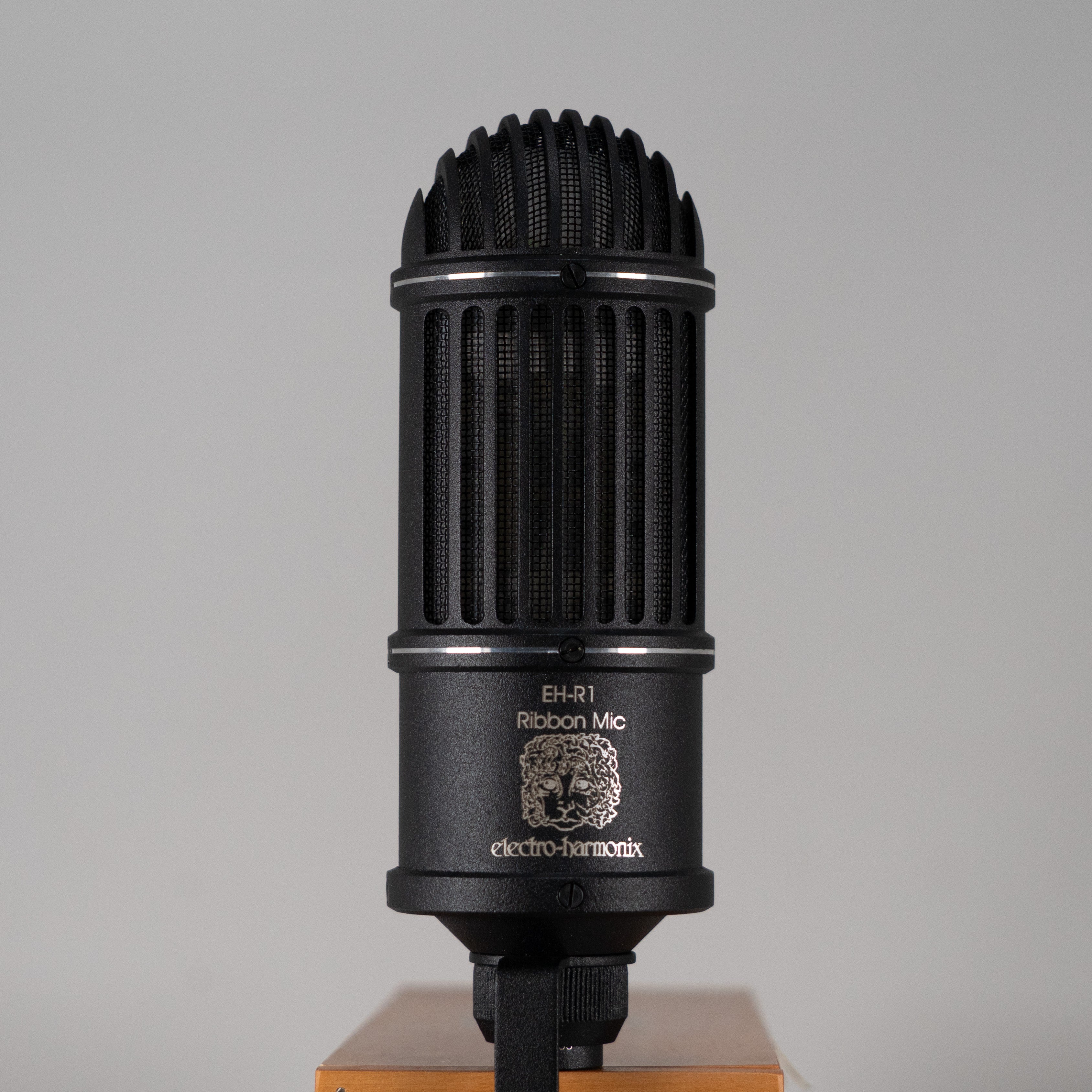Electro Harmonix - EH-R1 Ribbon Microphone