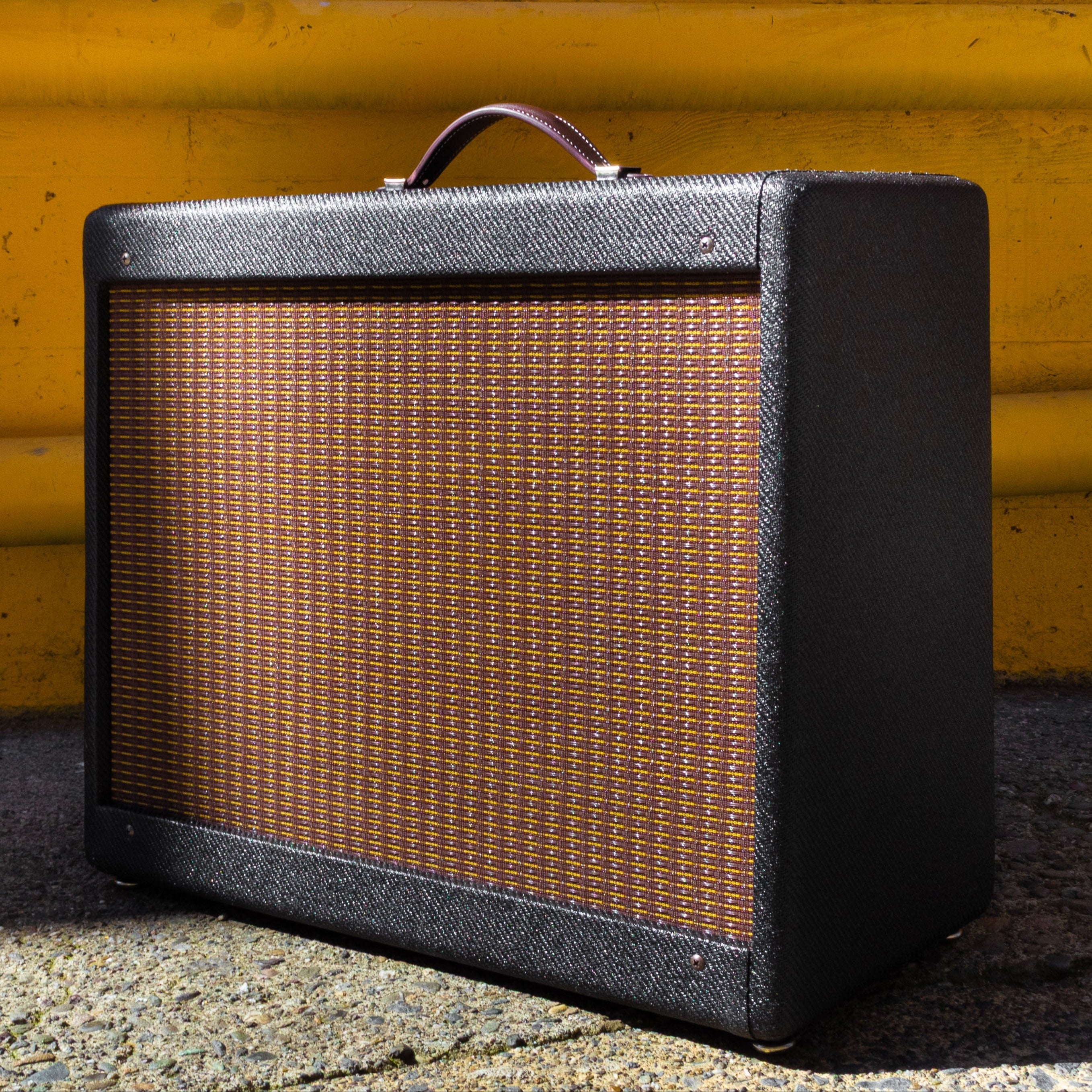 Black Nitro Laquer Tweed Narrow Panel 5E3 Deluxe Cabinet