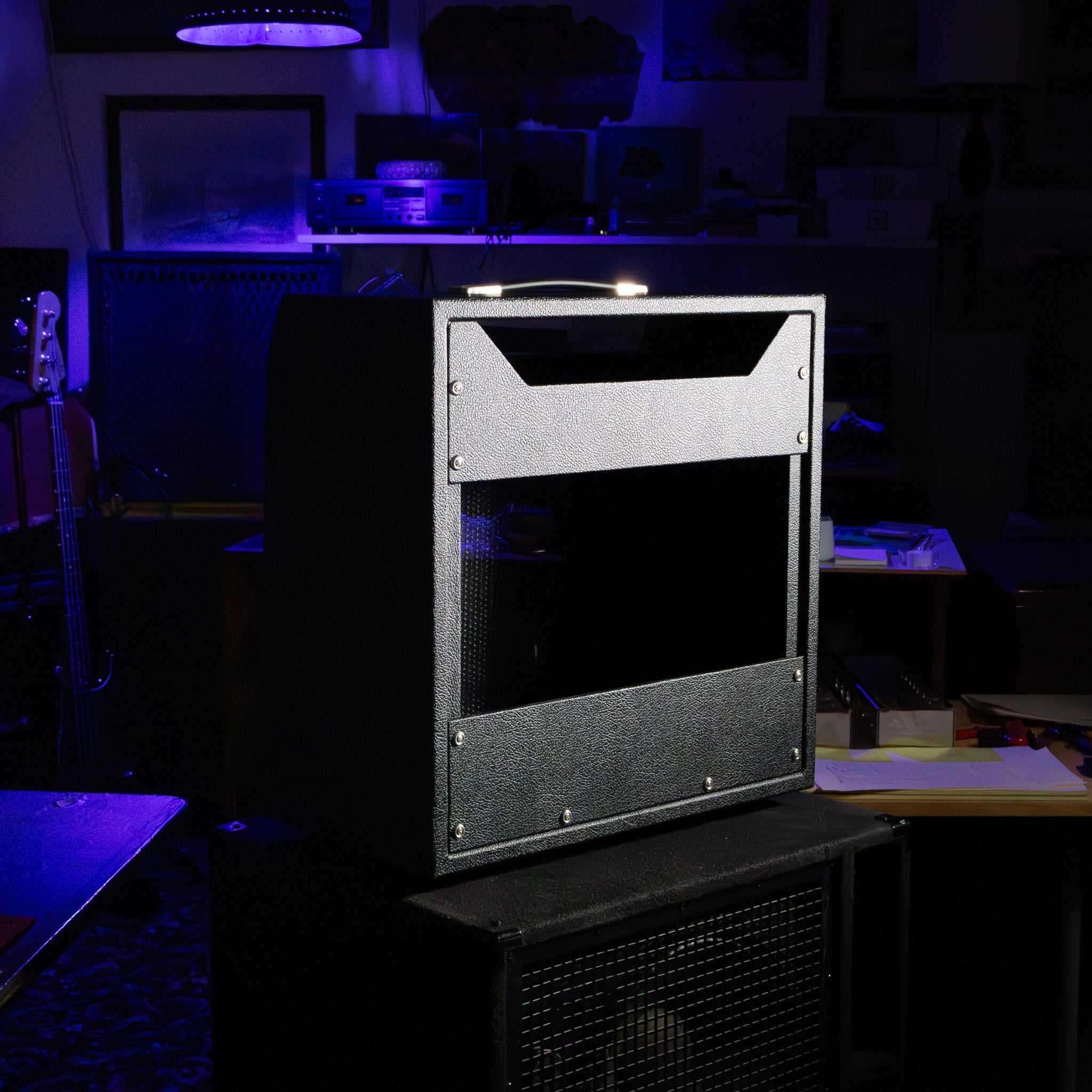 Modified Princeton / Ruby Ray Guitar Amplifer Cabinet