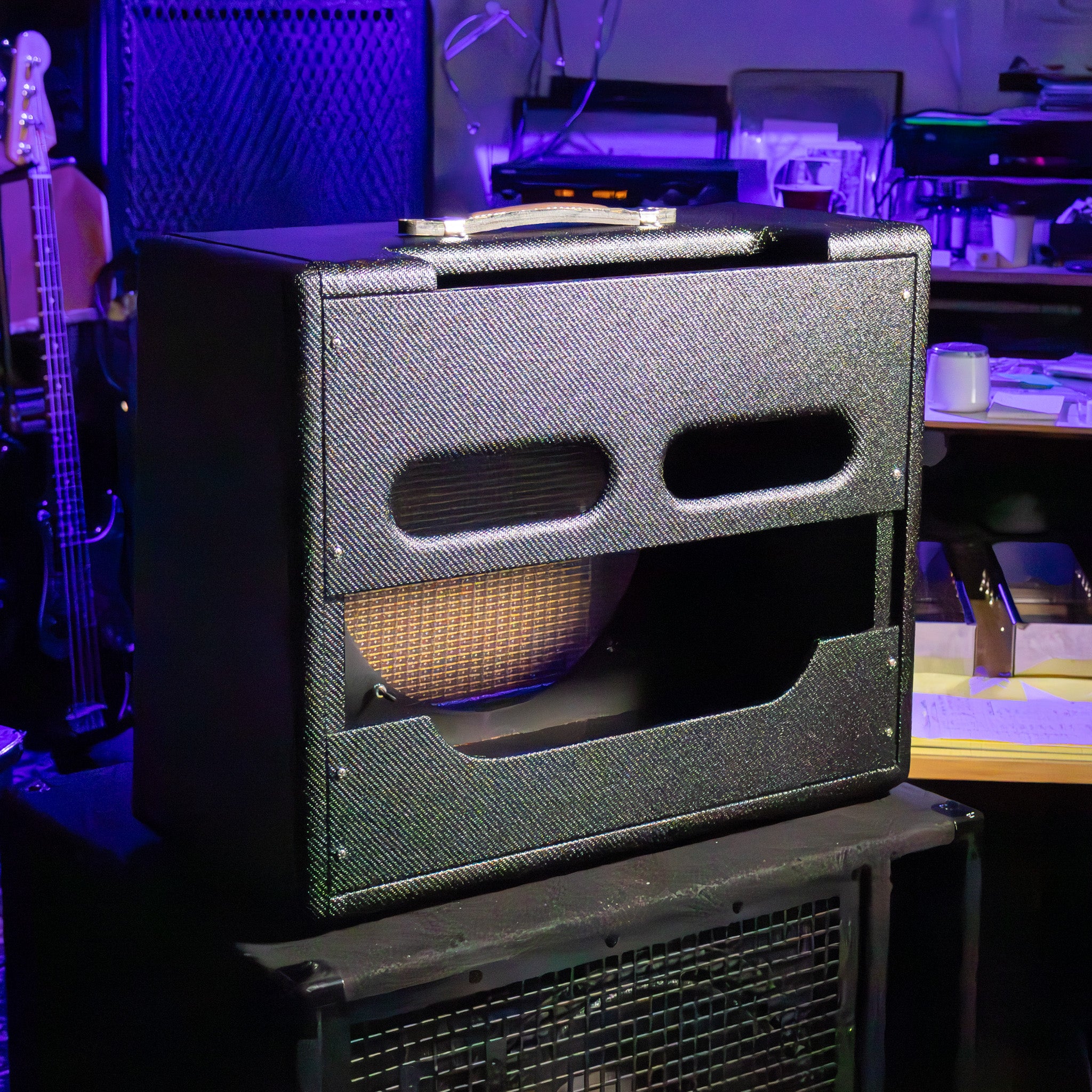 Black Nitro Laquer Tweed Narrow Panel 5E3 Deluxe Cabinet