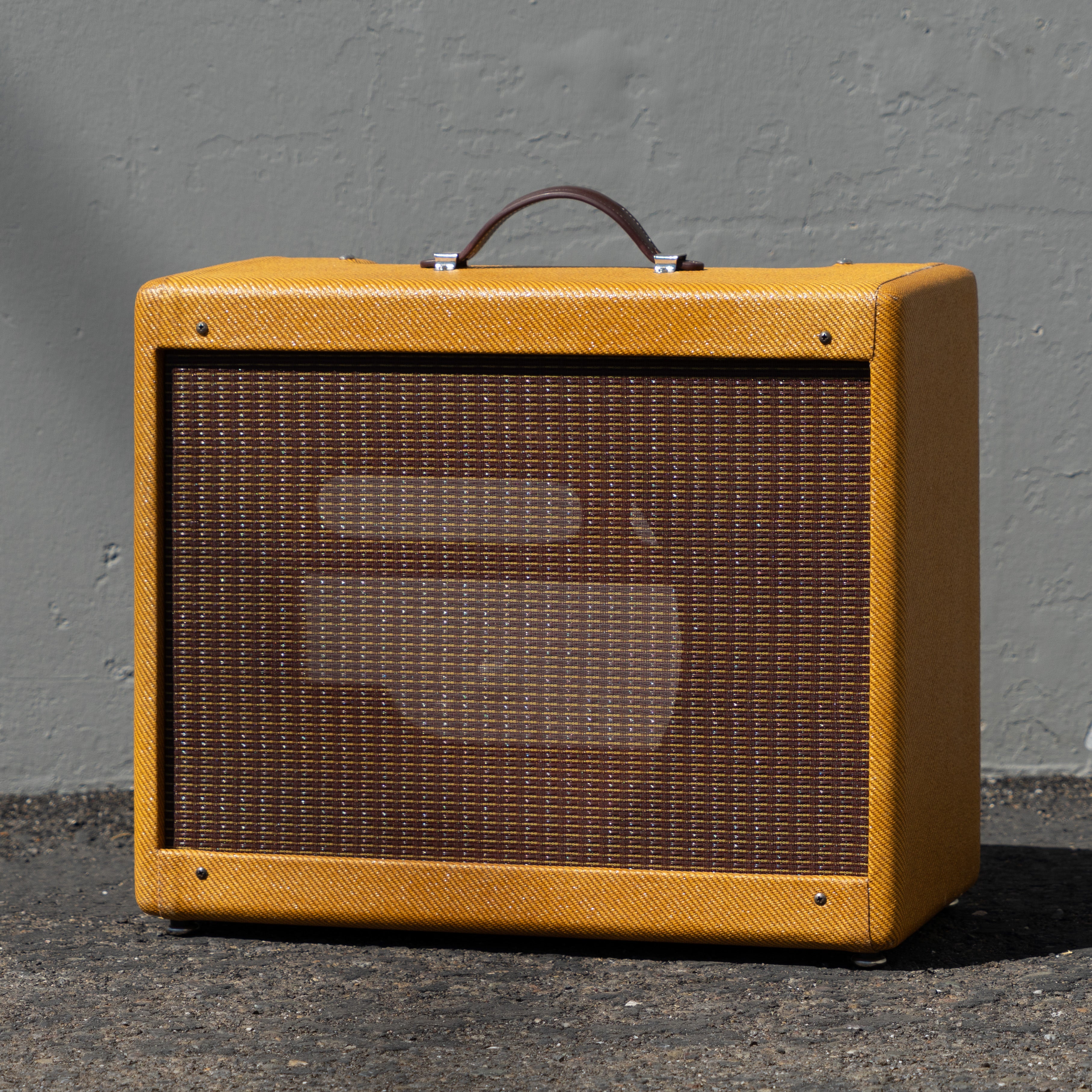 Narrow Panel 5E3 Tweed Deluxe - Amber Nitro Lacquer Cabinet